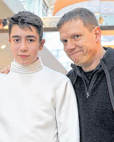 Stolzer Vater: Michael Fischer-Art und Cup-Sieger Artur.