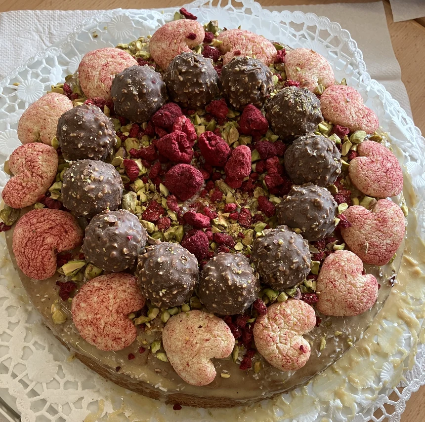 Foto: selbstgebackener Kuchen zum Kindertag.